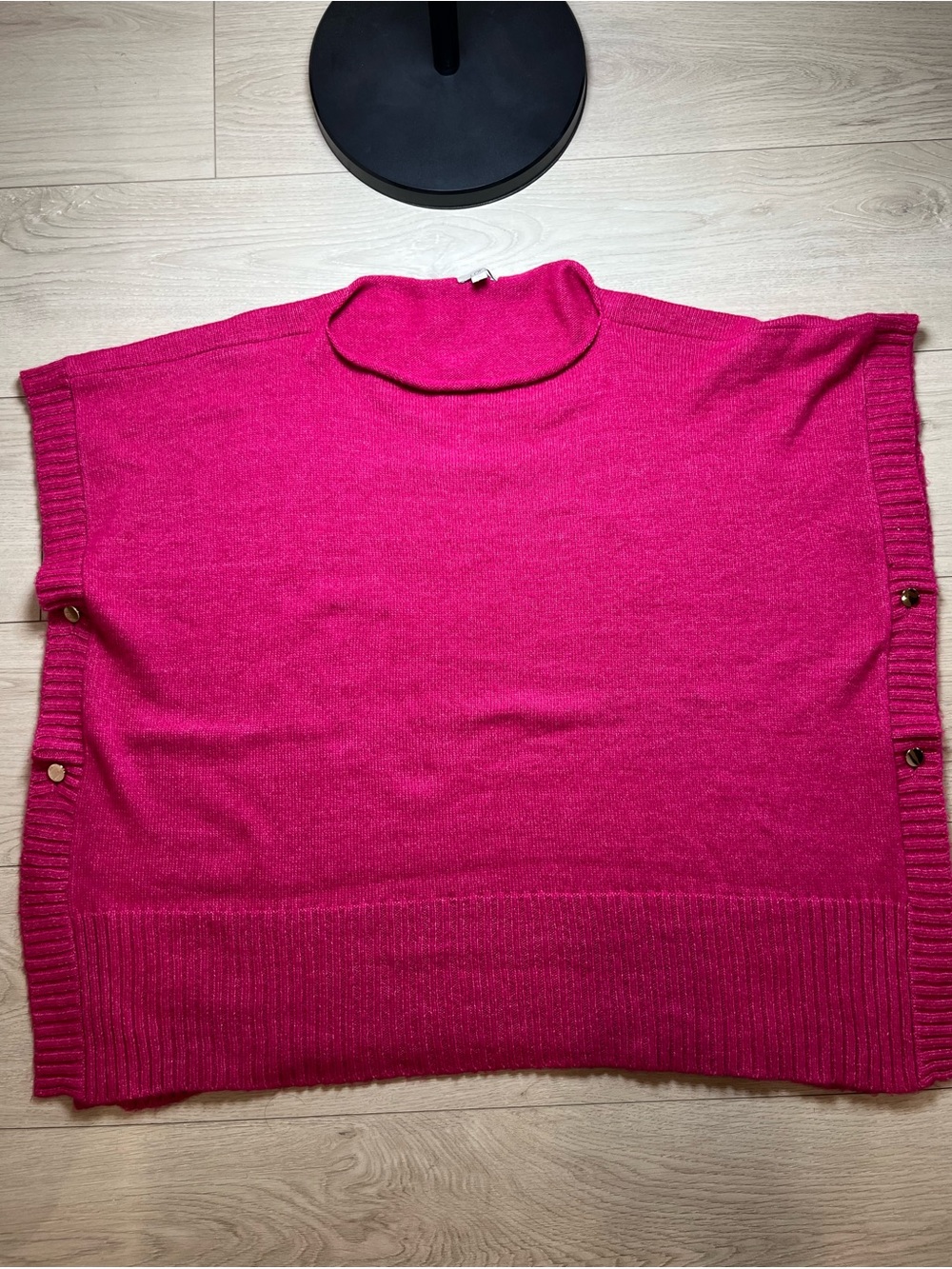 LOFT Women's Fuchsia Roll-Neck Side-Buttons Sweater Off the shoulder poncho M/L
